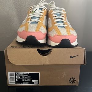 Nike Women’s Air Max Dawn SE ‘sun club’